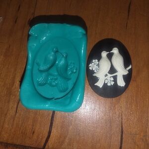 Pair Of Peace Dove Cameo Mold (mould) for Jewelry making, makes a 3 cm/ 30 Mm